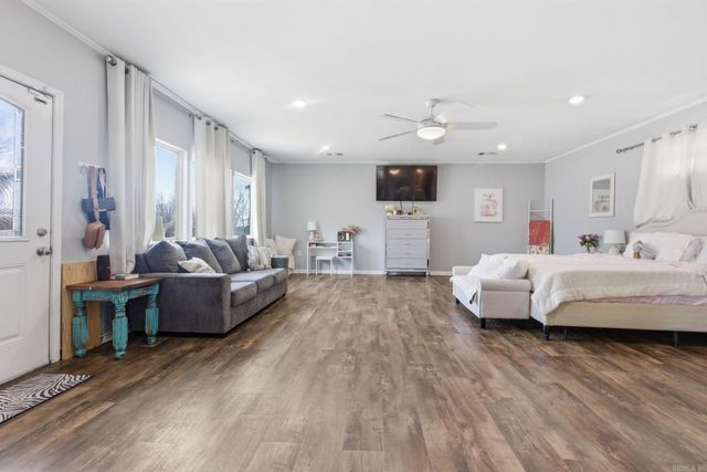 9811 Miller Rd, Sherwood, AR 72120