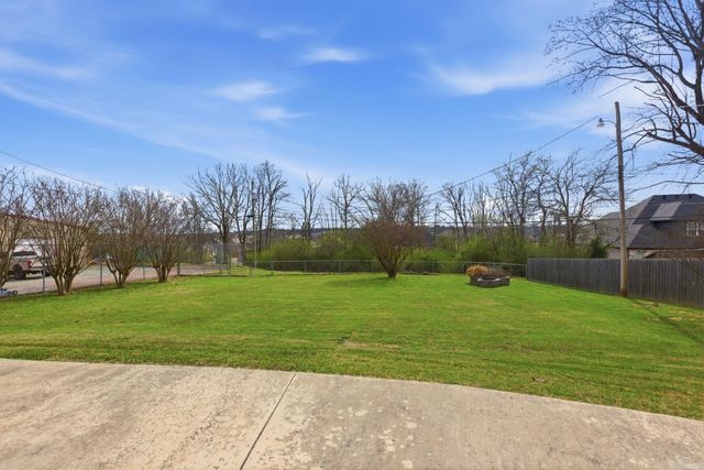 9811 Miller Rd, Sherwood, AR 72120