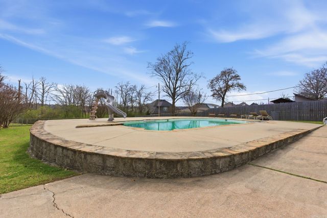 9811 Miller Rd, Sherwood, AR 72120