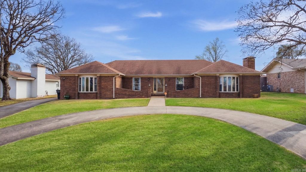 9811 Miller Rd, Sherwood, AR 72120