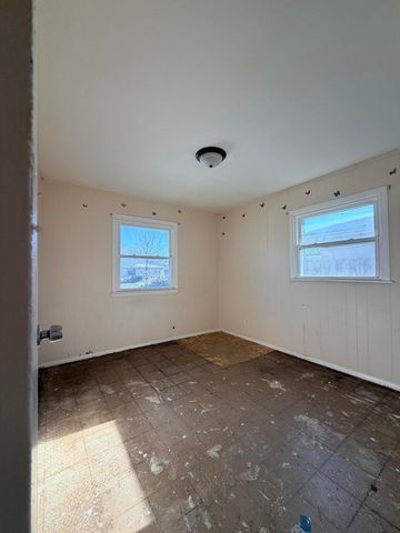 7416 Montana Avenue, Hammond, IN 46323