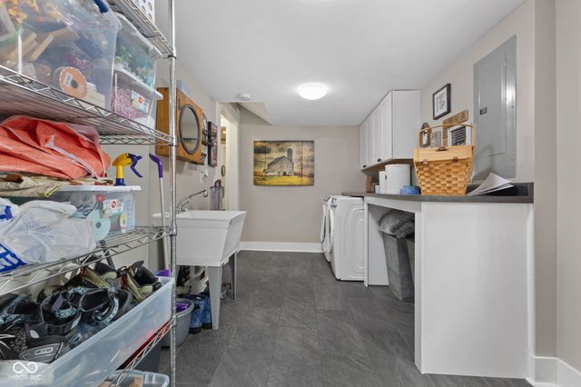 148 S Wayne Street, Danville, IN 46122