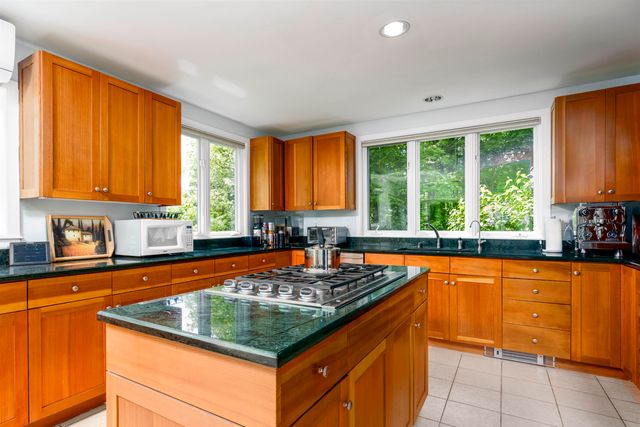 188 Foster Farm Road, Stowe, VT 05672