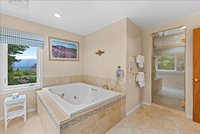 188 Foster Farm Road, Stowe, VT 05672