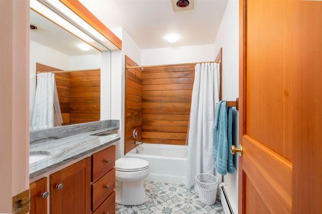 188 Foster Farm Road, Stowe, VT 05672