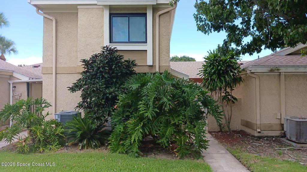 1471 Sheafe Avenue NE 102, Palm Bay, FL 32905