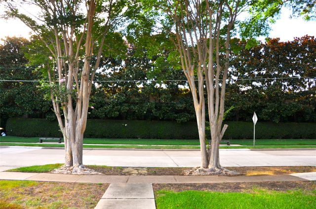8722 Angora Street, Dallas, TX 75218