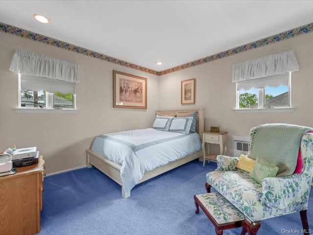 16 Hillvale Road, Syosset, NY 11791