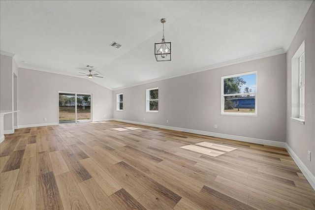 706 STANLEY AVENUE, Wildwood, FL 34785