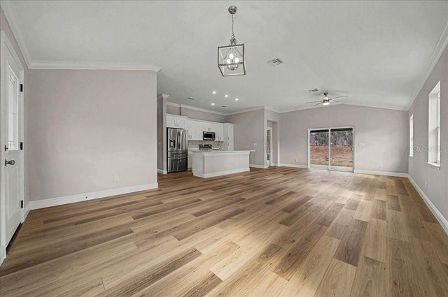 706 STANLEY AVENUE, Wildwood, FL 34785