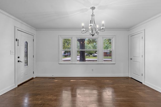 522 Stone Blvd, Tullahoma, TN 37388