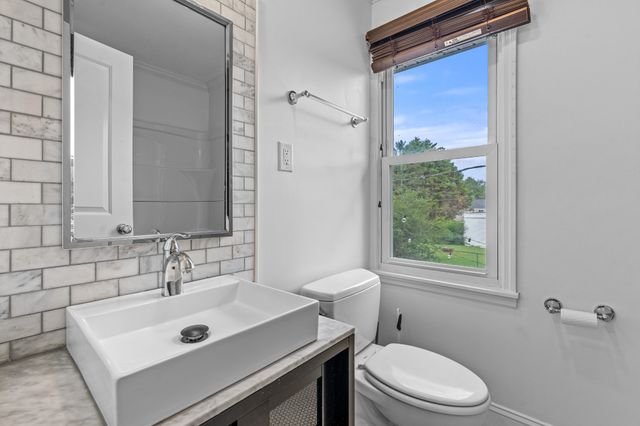522 Stone Blvd, Tullahoma, TN 37388