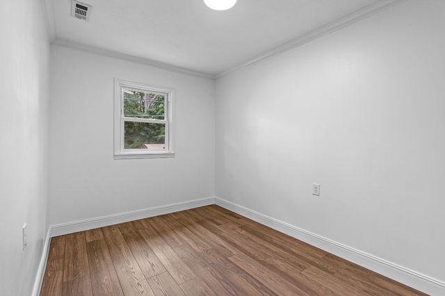 522 Stone Blvd, Tullahoma, TN 37388