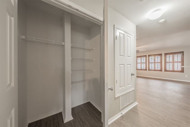 6017 Bronze River Road, Fort Worth, TX 76179