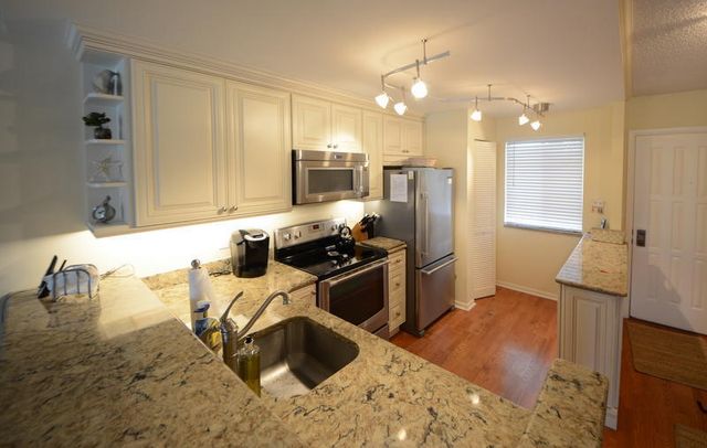 353 S Us Highway 1 B207, Jupiter, FL 33477