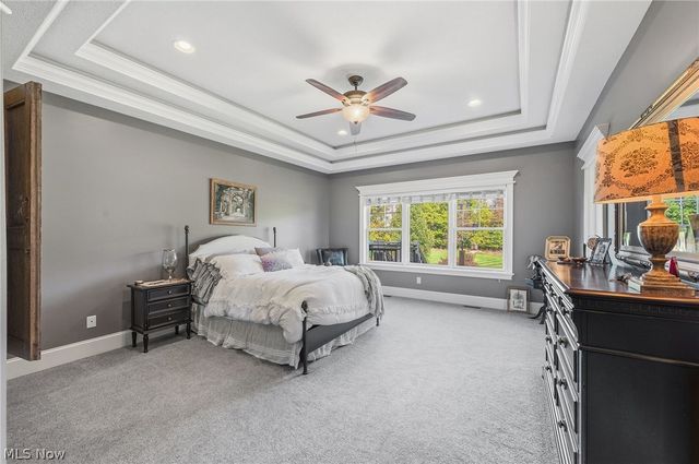577 Lyonswood Drive, Hinckley, OH 44233