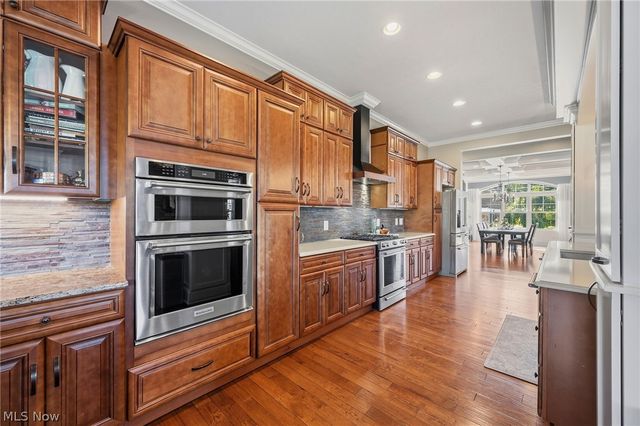 577 Lyonswood Drive, Hinckley, OH 44233