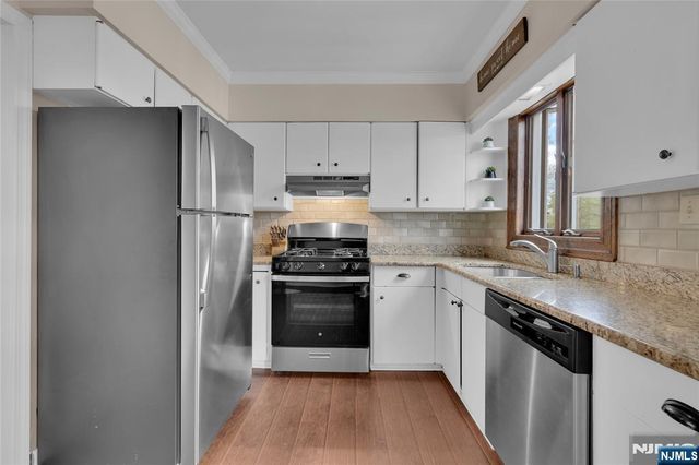 17 Lane Avenue, West Caldwell, NJ 07006