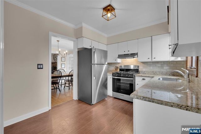 17 Lane Avenue, West Caldwell, NJ 07006