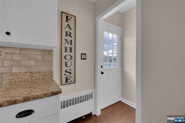 17 Lane Avenue, West Caldwell, NJ 07006