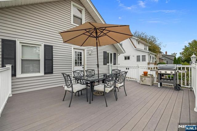 17 Lane Avenue, West Caldwell, NJ 07006