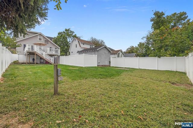 17 Lane Avenue, West Caldwell, NJ 07006