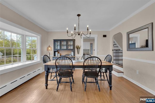 17 Lane Avenue, West Caldwell, NJ 07006