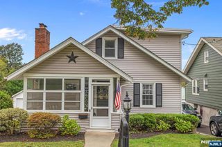 17 Lane Avenue, West Caldwell, NJ 07006