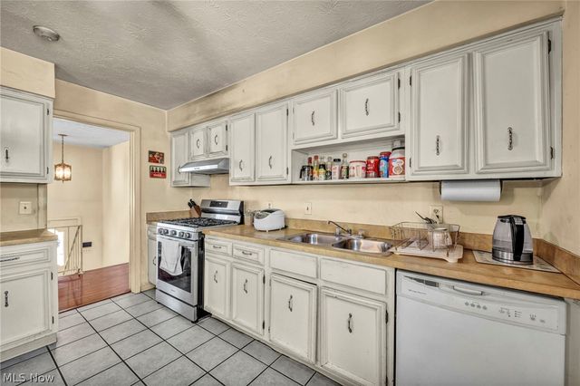 9446 Concord Circle, Twinsburg, OH 44087
