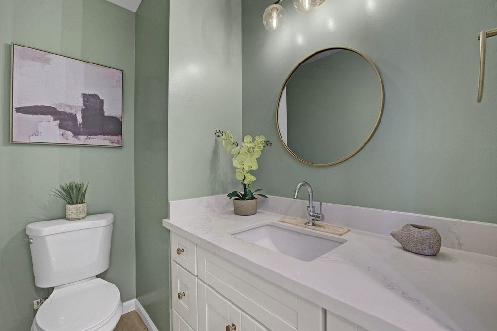 Image 21 of property listing at 3218 3218 Fir Ave, Alameda, CA 94502