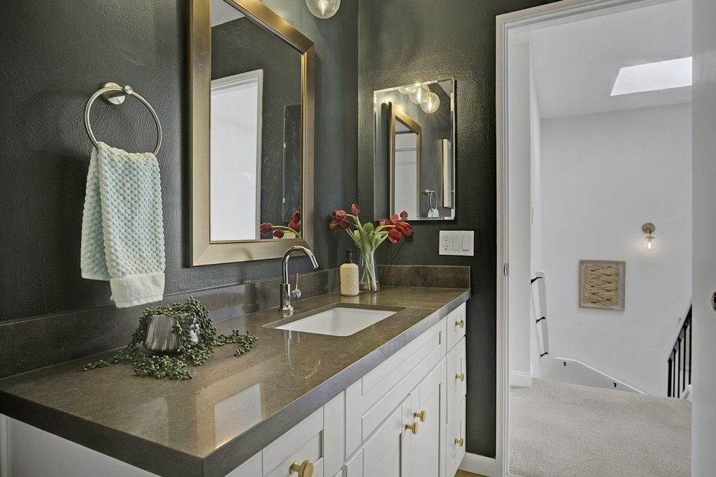 Image 32 of property listing at 3218 3218 Fir Ave, Alameda, CA 94502