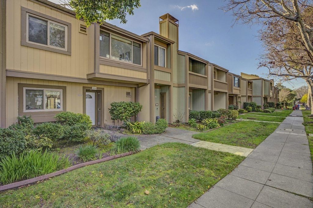 Image 46 of property listing at 3218 3218 Fir Ave, Alameda, CA 94502