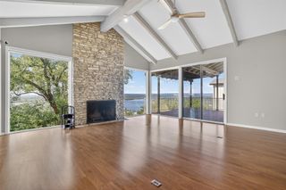 406 N Ronay DR, Spicewood, TX 78669