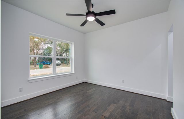 5024 Winnetka Street C, Houston, TX 77021