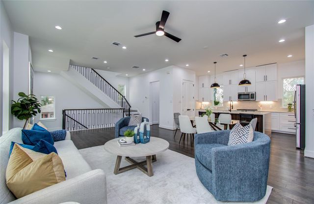 5024 Winnetka Street C, Houston, TX 77021