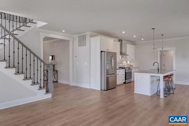 52 FARROW DR, Charlottesville, VA 22901