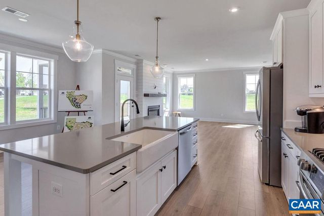 52 FARROW DR, Charlottesville, VA 22901