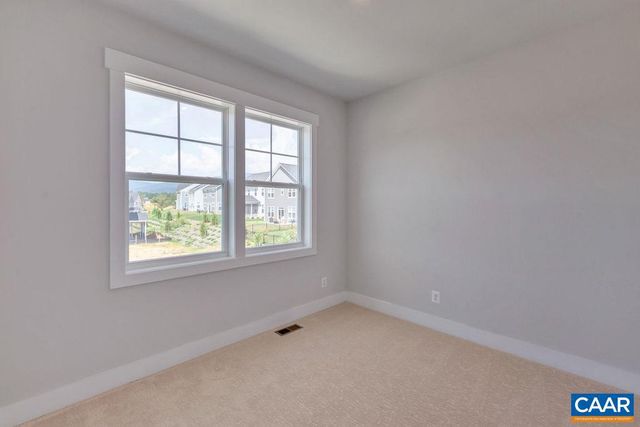 52 FARROW DR, Charlottesville, VA 22901