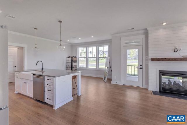 52 FARROW DR, Charlottesville, VA 22901