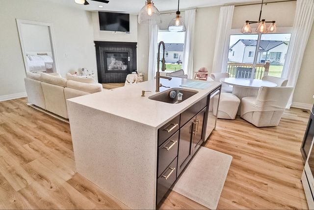 5247 N Cambridge St, Bel Aire, KS 67226