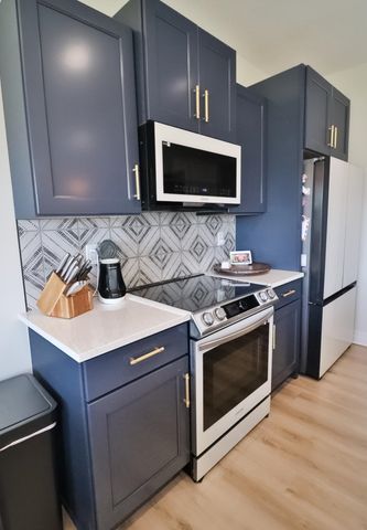 5247 N Cambridge St, Bel Aire, KS 67226