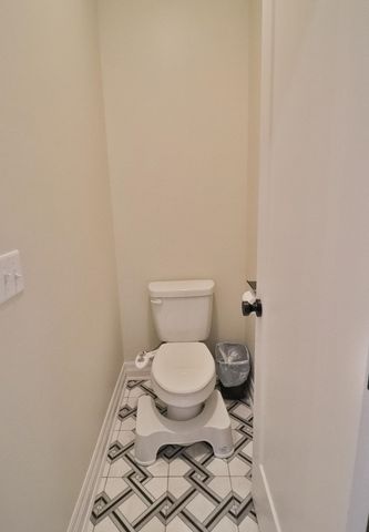 5247 N Cambridge St, Bel Aire, KS 67226