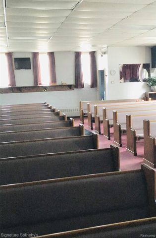 15801 Schaefer Highway, Detroit, MI 48235