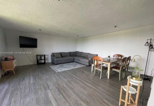 671 NE 195th Street 404E, Miami, FL 33179