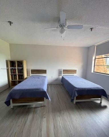 671 NE 195th Street 404E, Miami, FL 33179