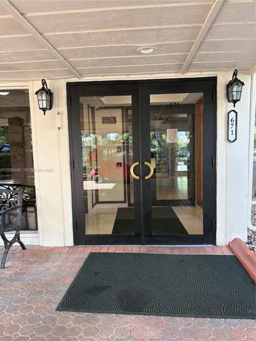 671 NE 195th Street 404E, Miami, FL 33179