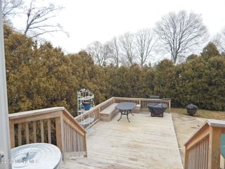 19 Peachtree Road, Oakhurst, NJ 07755