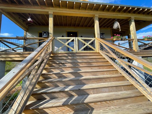 1692 Wharf Ferry Road, Edisto Island, SC 29438
