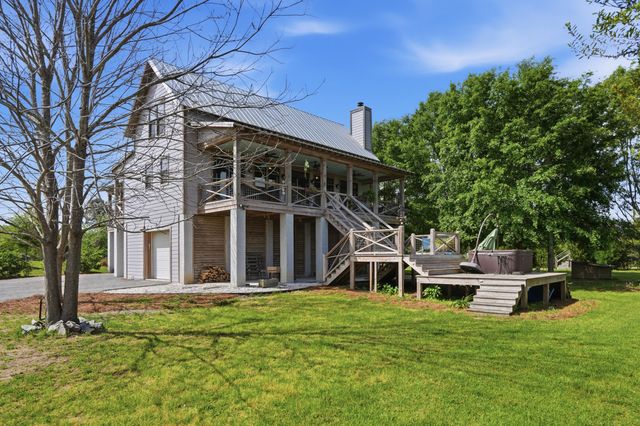 1692 Wharf Ferry Road, Edisto Island, SC 29438