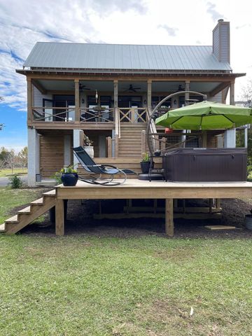 1692 Wharf Ferry Road, Edisto Island, SC 29438